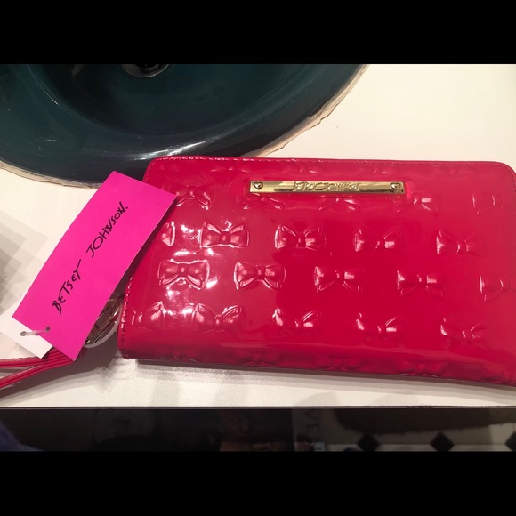 Betsey Johnson Handbags - NWT BETSEY JOHNSON WALLET